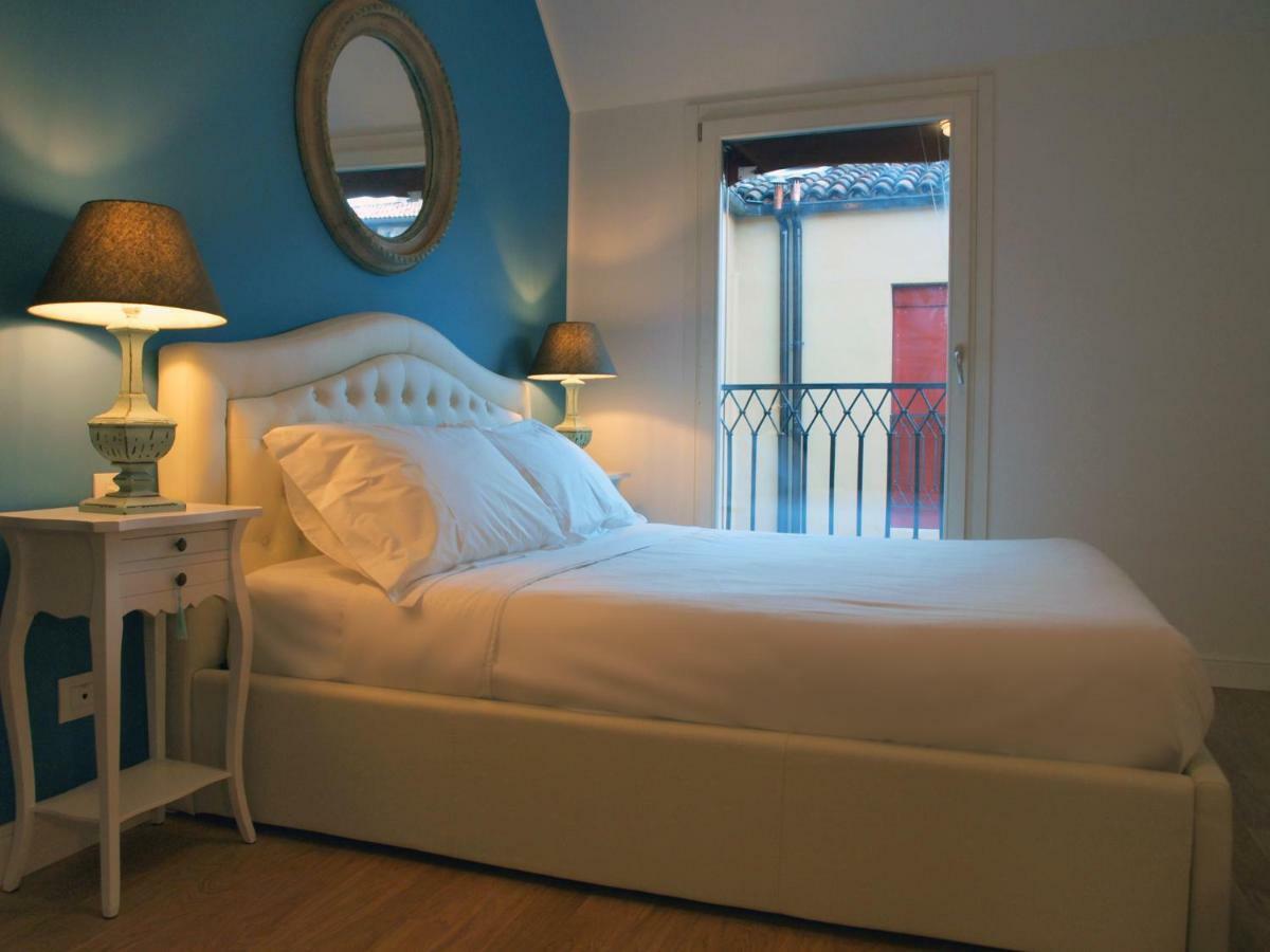 Cosmopolitan Central Rooms 볼로냐 외부 사진
